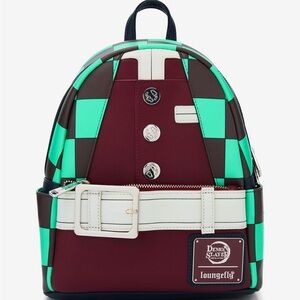 Loungefly Demon Slayer:NWT 
Kimetsu no Yaiba Tanjiro Figur.al mini backpack
